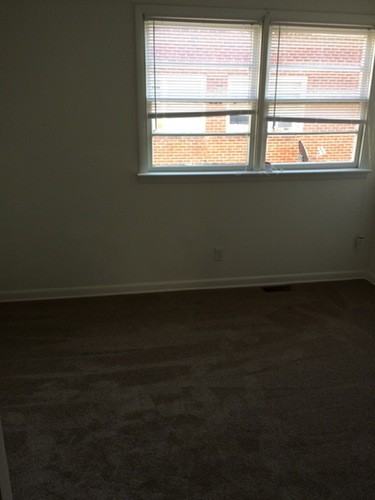 1818 Thomas St - Photo 3 of 10