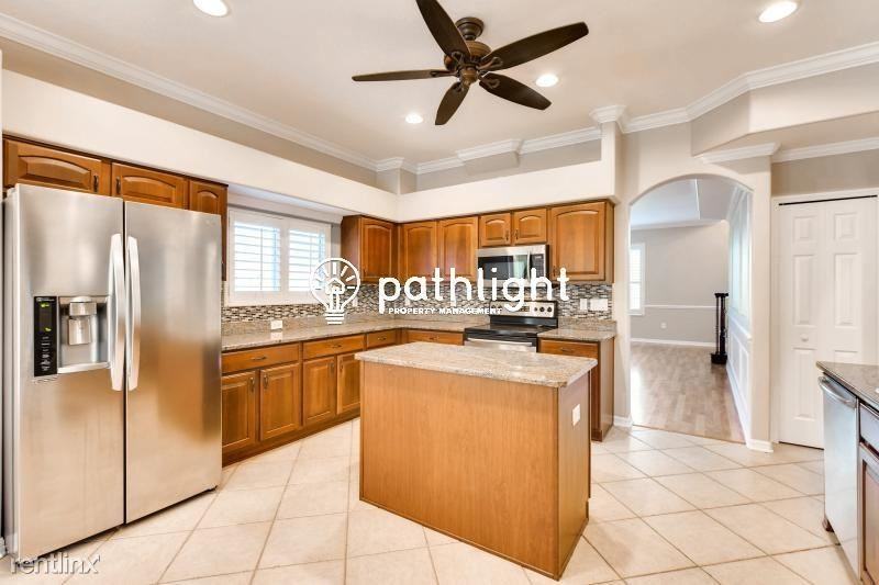 4206 Fishermans Lake Dr - Photo 2 of 18