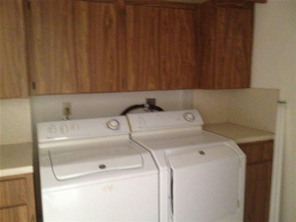 3826 Whitehall Dr - Photo 3 of 8