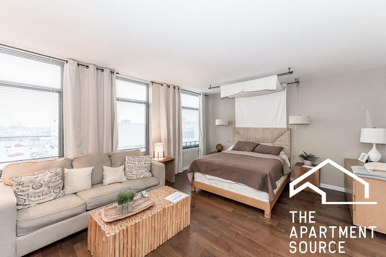 353 N Desplaines St #2201 - Photo 3 of 35