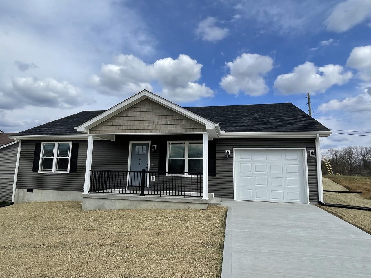 224 Connie Ln, Winchester, KY 40391 3 Bedroom House for 1,450/month