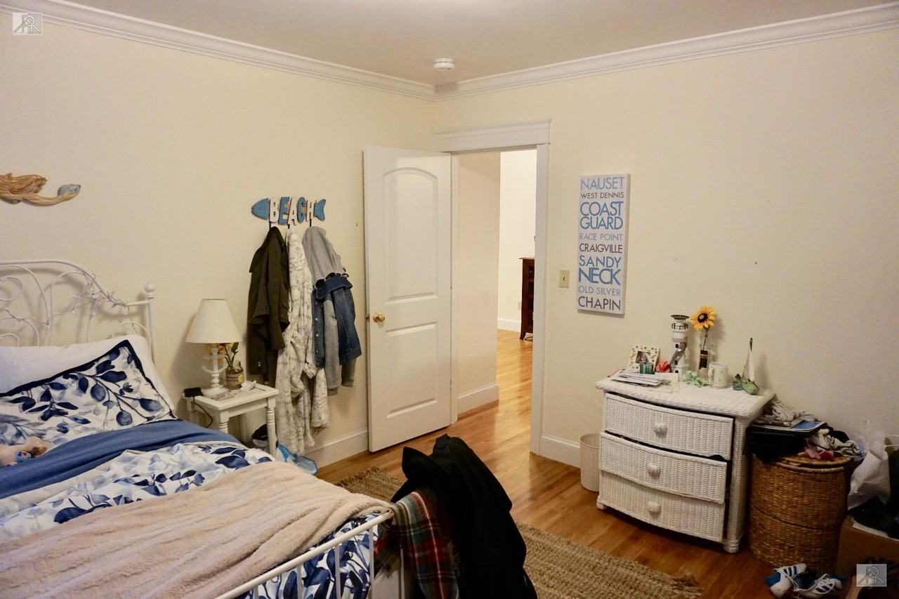 29B Glenville Ave - Photo 6 of 9