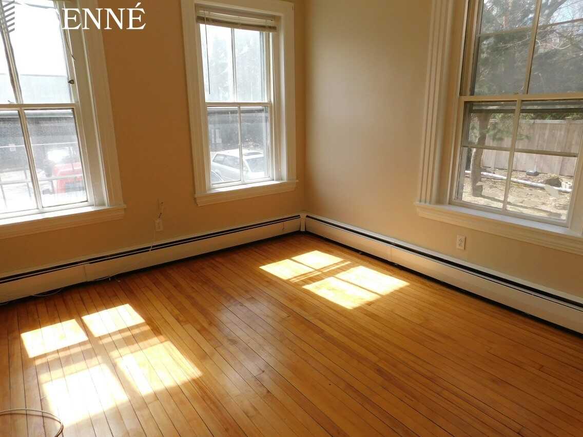 6 Arlington St #11 - Photo 2 of 7