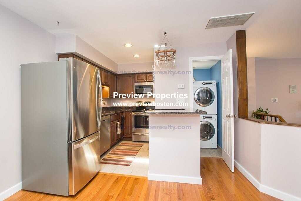 Brainerd Rd #304 - Photo 2 of 23