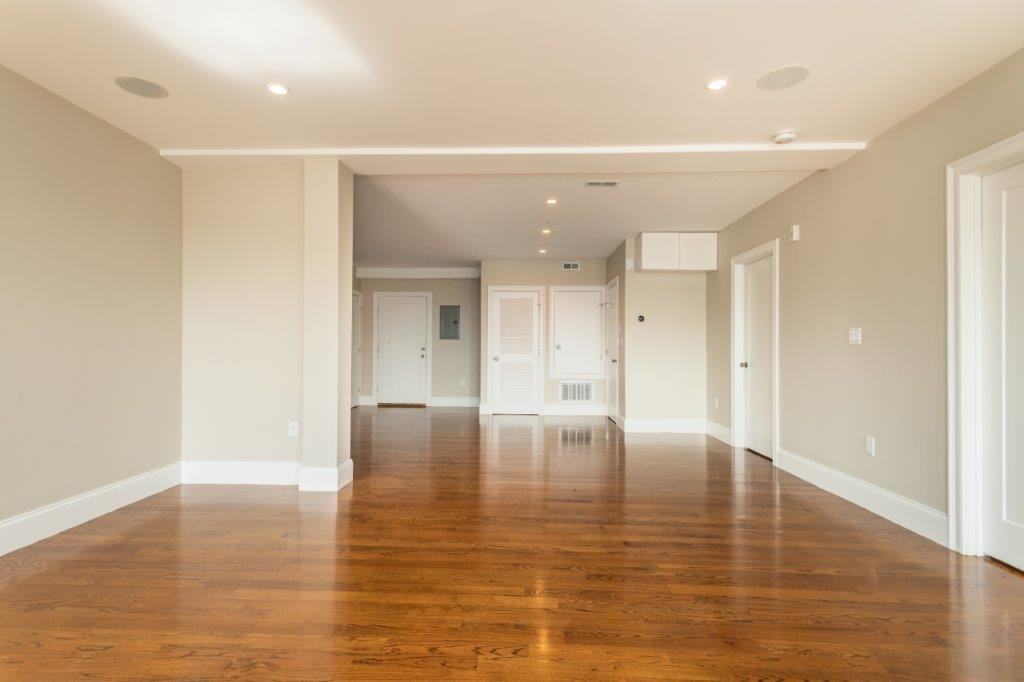 342 D St #16 - Photo 3 of 15