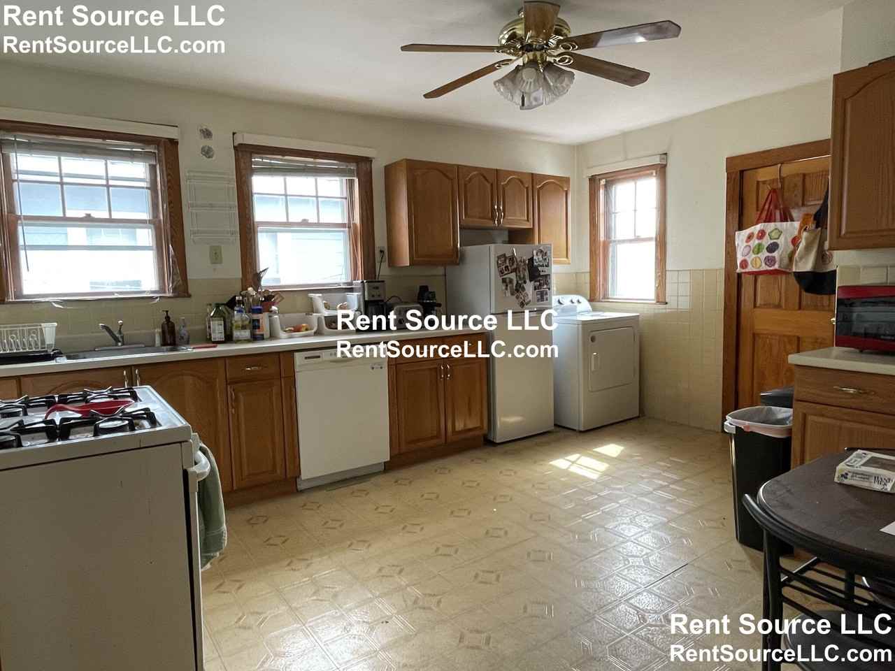 46 Frederick Ave #2