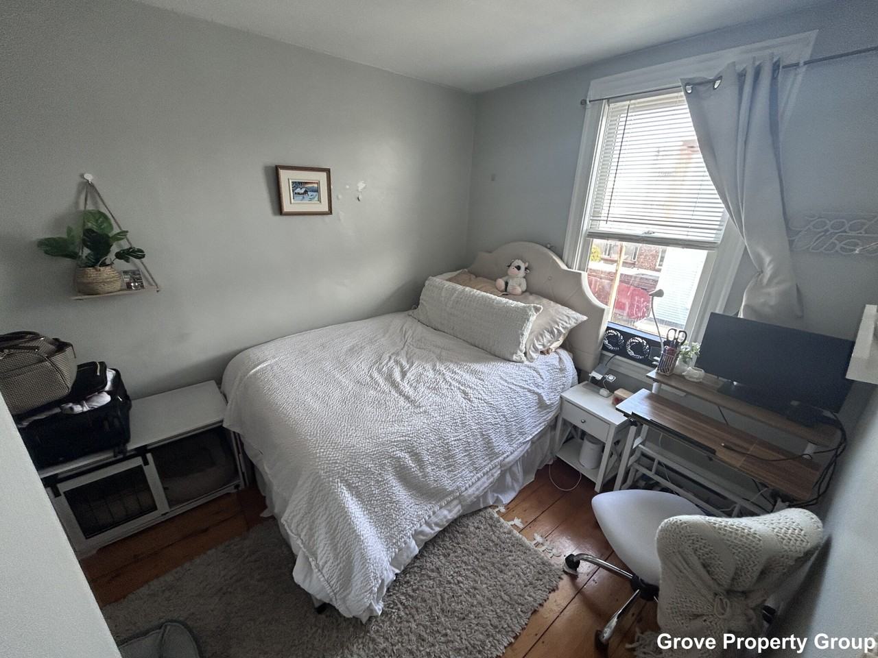 5 Douglas St #3 - Photo 5 of 6