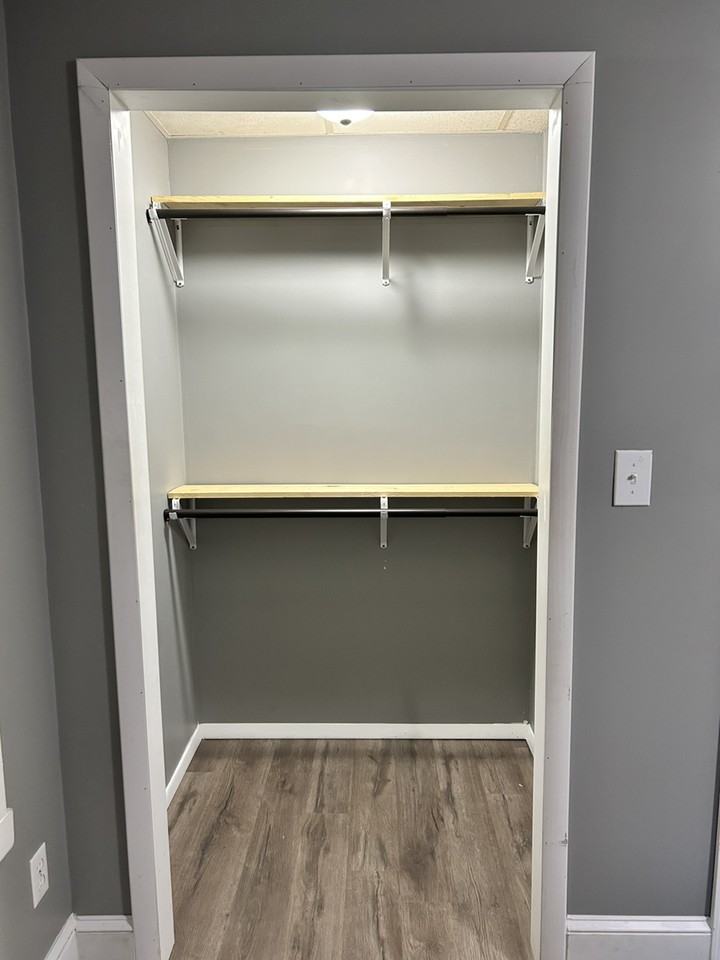 720 Jefferson Ave - Photo 3 of 9