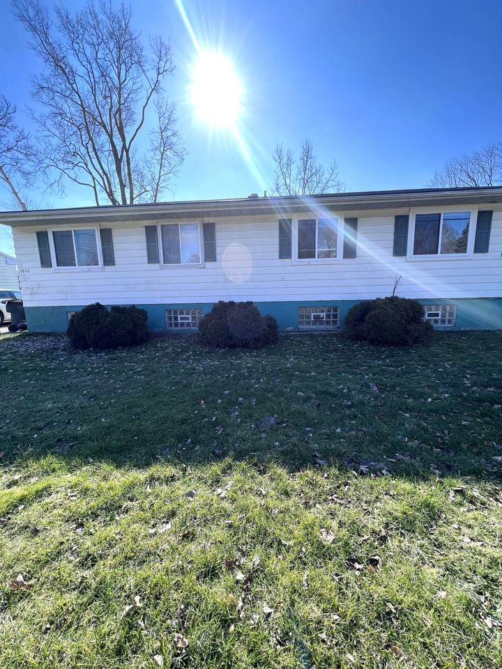 1626 Haslett Road - Photo 2 of 15