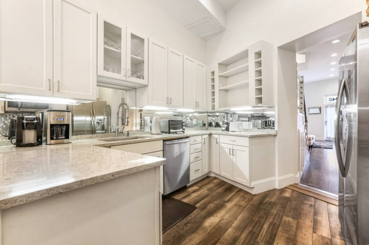 1040 Annunciation St, New Orleans, 70130, USA #401 - Photo 3 of 15