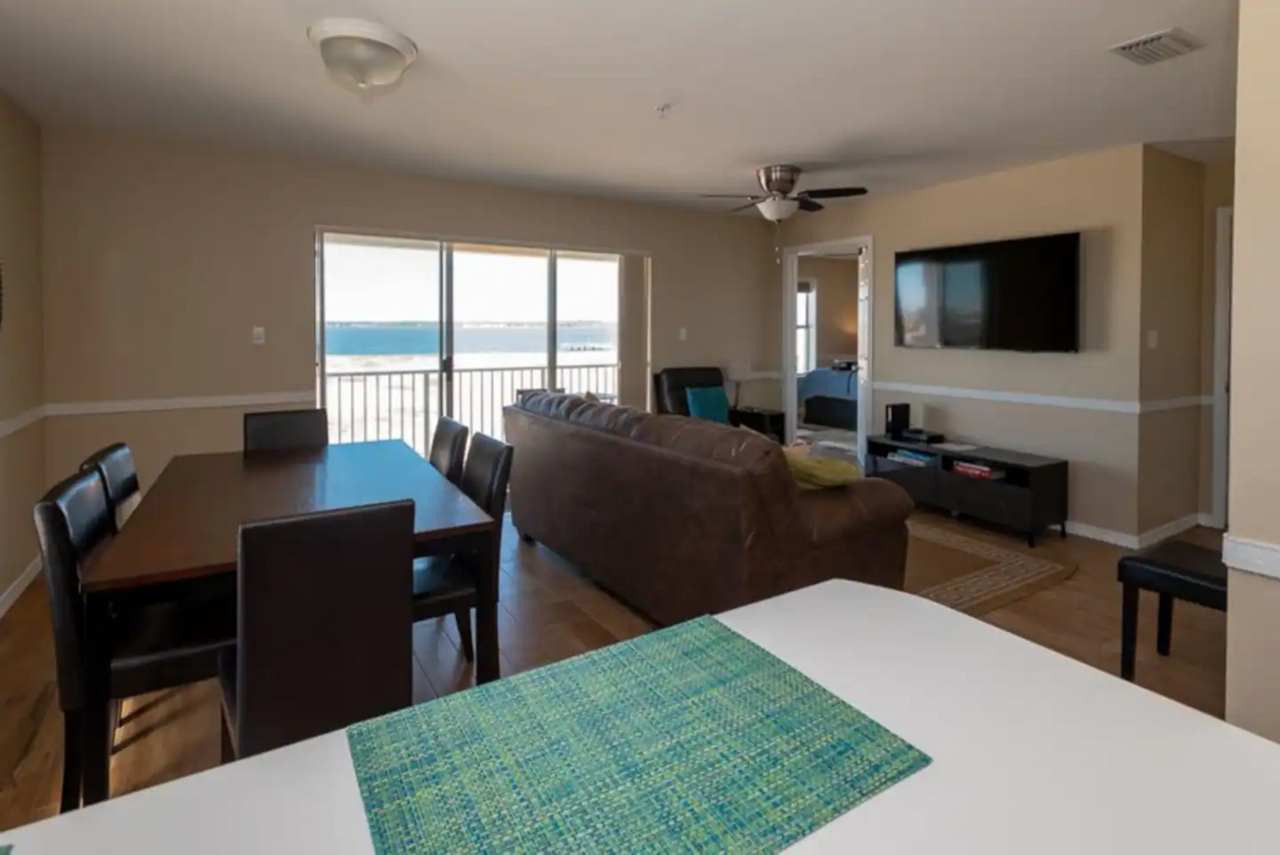 7476 Sunset Harbor Dr #431 - Photo 2 of 11