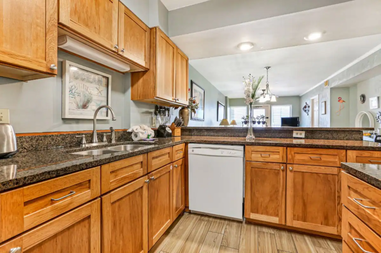 409 E Beach Blvd #286 - Photo 3 of 12