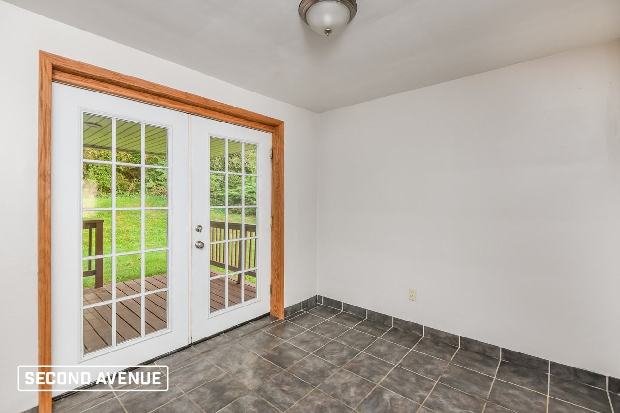 774 Cottonwood Dr - Photo 6 of 18
