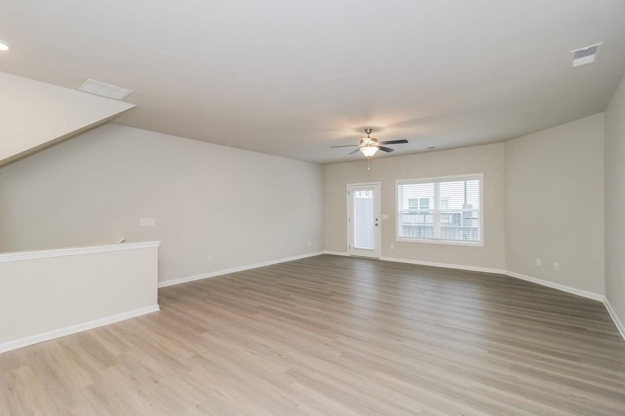 795 Calvin Park Dr - Photo 3 of 28