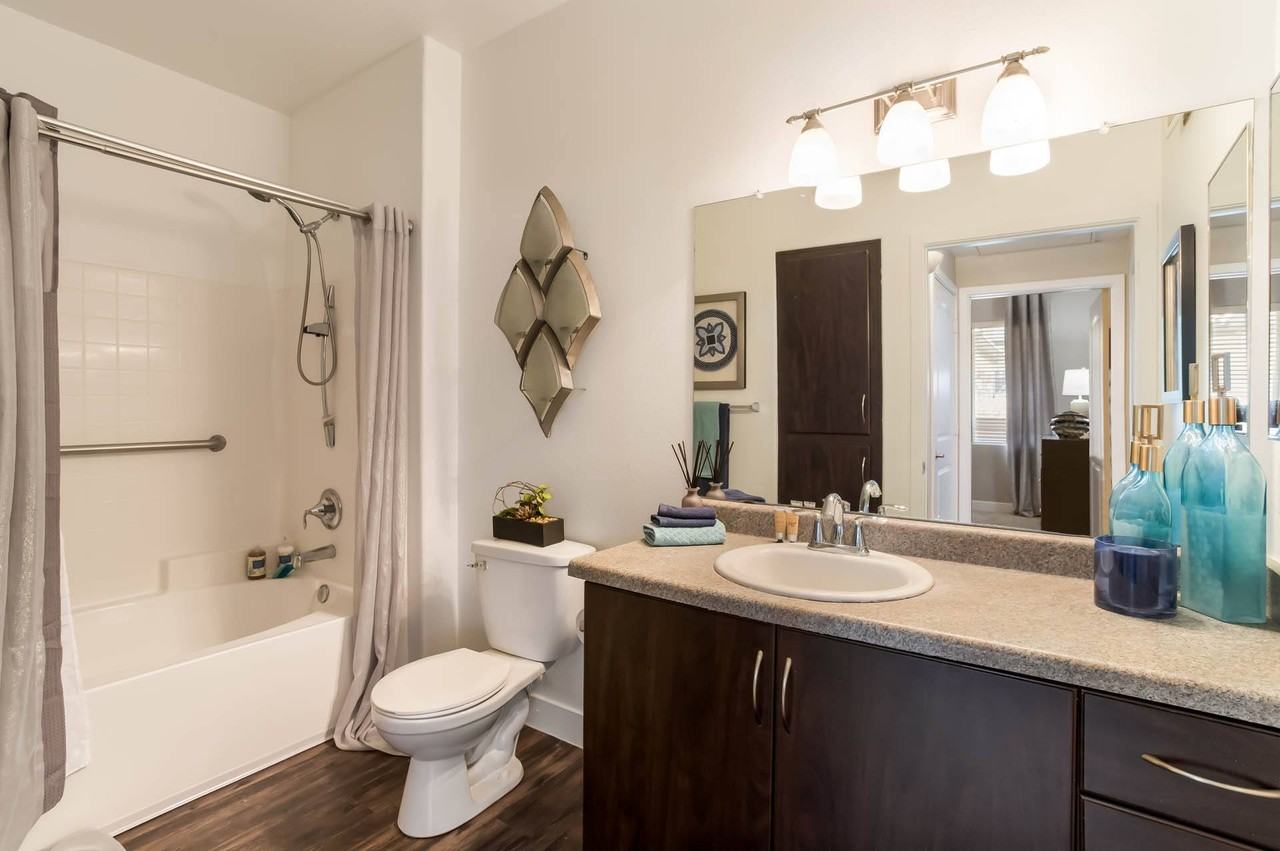 Broadstone Towne Center - Photo 5 of 42