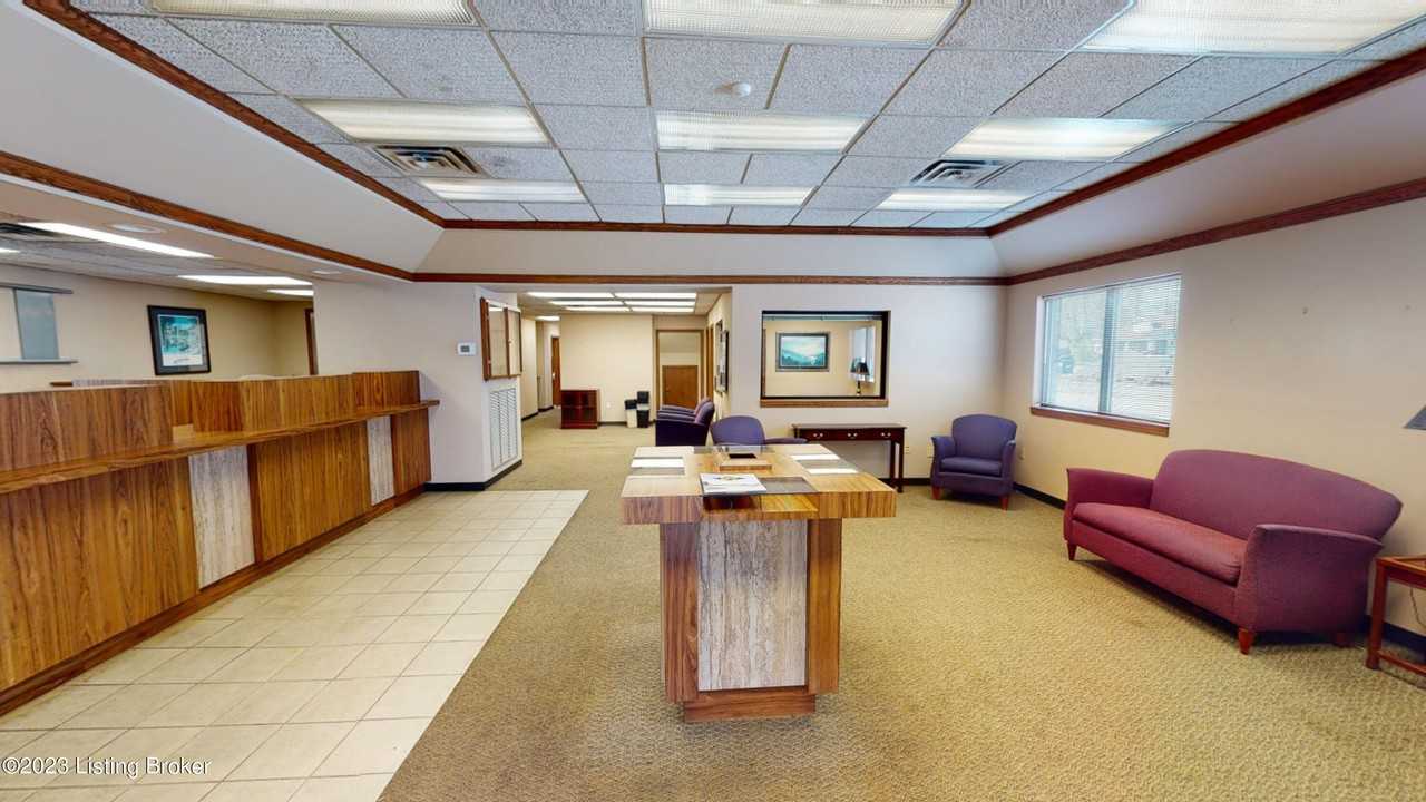 102 Broadway St - Photo 2 of 18