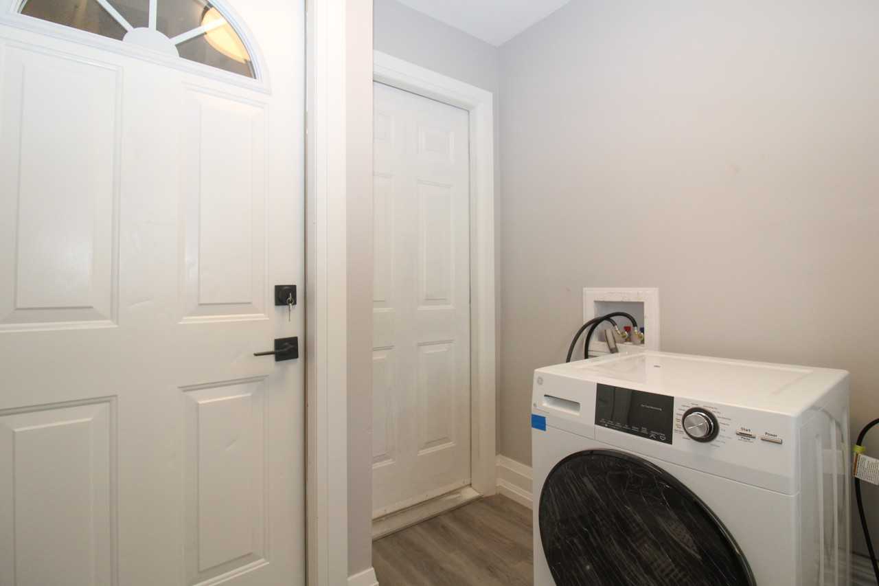 468 Bolivar St - Photo 2 of 12