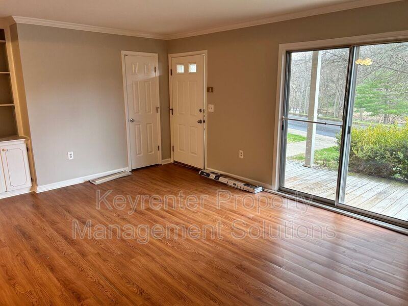 700 Rife Rd #11C - Photo 5 of 26