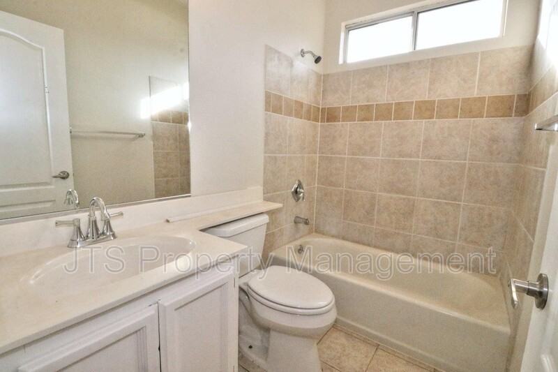 3549 Pine Hollow Way - Photo 5 of 50
