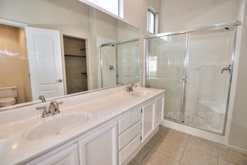 3549 Pine Hollow Way - Photo 7 of 50