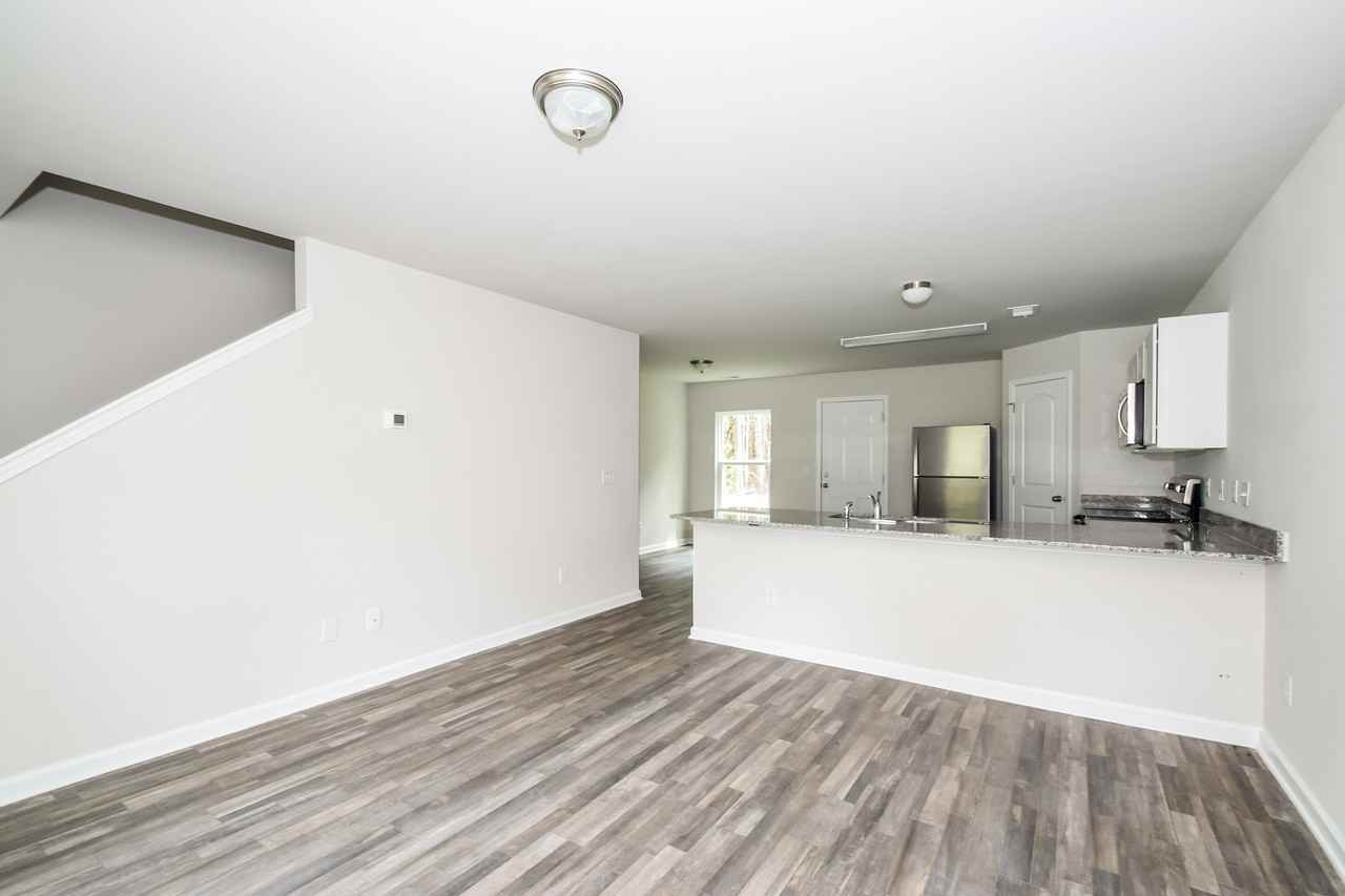 29 Lake Pamona Rd - Photo 2 of 17