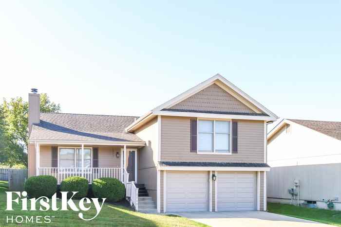 1111 Nw 61st Ct - Photo 2 of 15