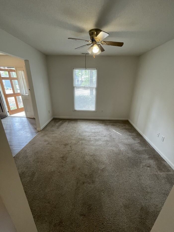 6916 Glendower Rd - Photo 2 of 16