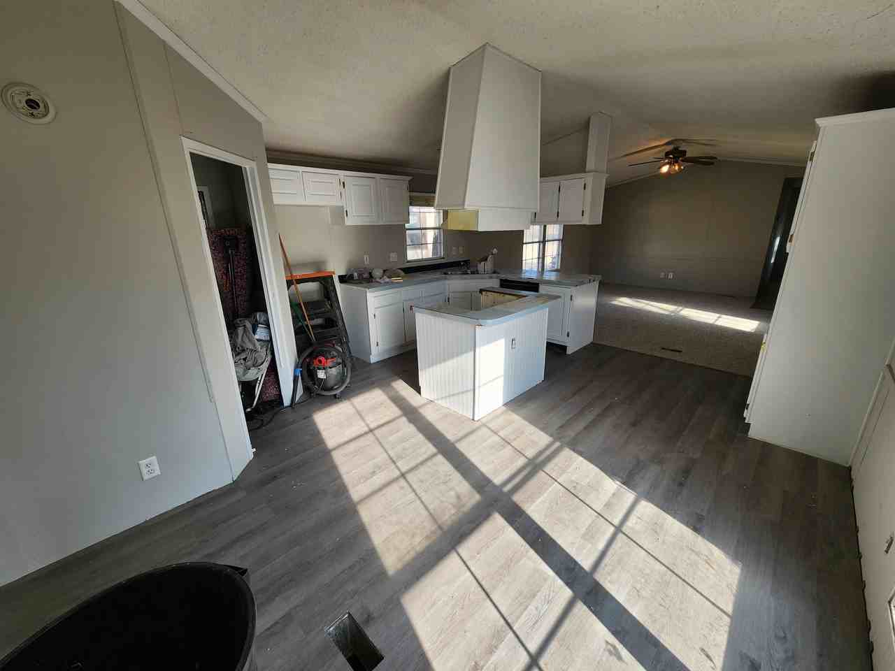 206 W Peach Tree Ln #1 - Photo 3 of 11