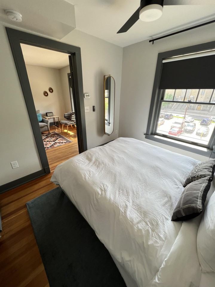 630 E 16th Ave #302 - Photo 5 of 11