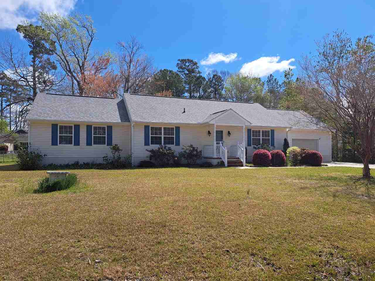 1908 Joslyn Dr #1 - Photo 2 of 15