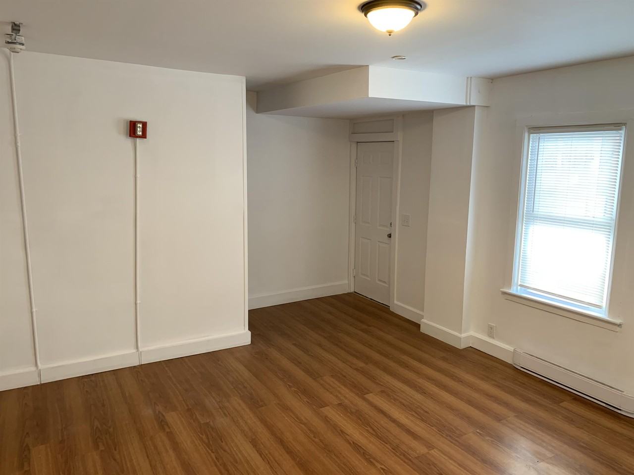 470 Norwich Ave #470 - Photo 3 of 10