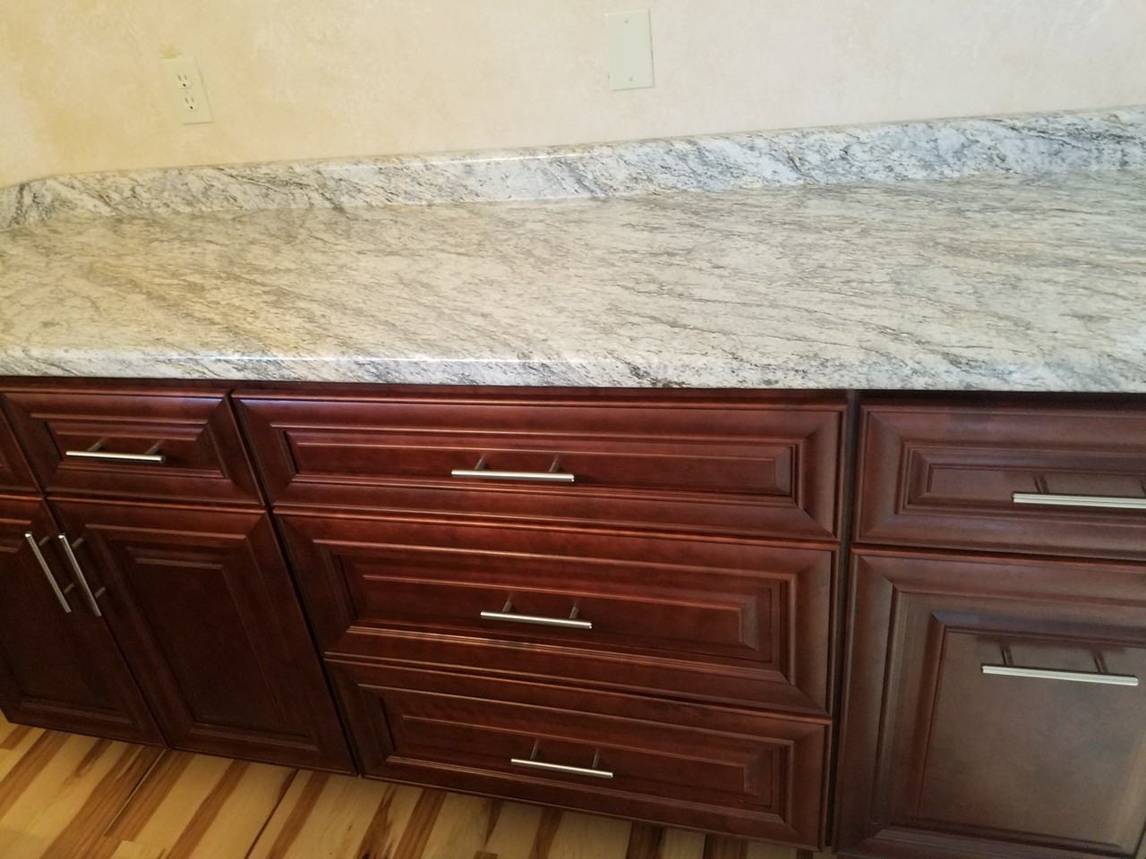 311 Morewood Avenue - Photo 5 of 21