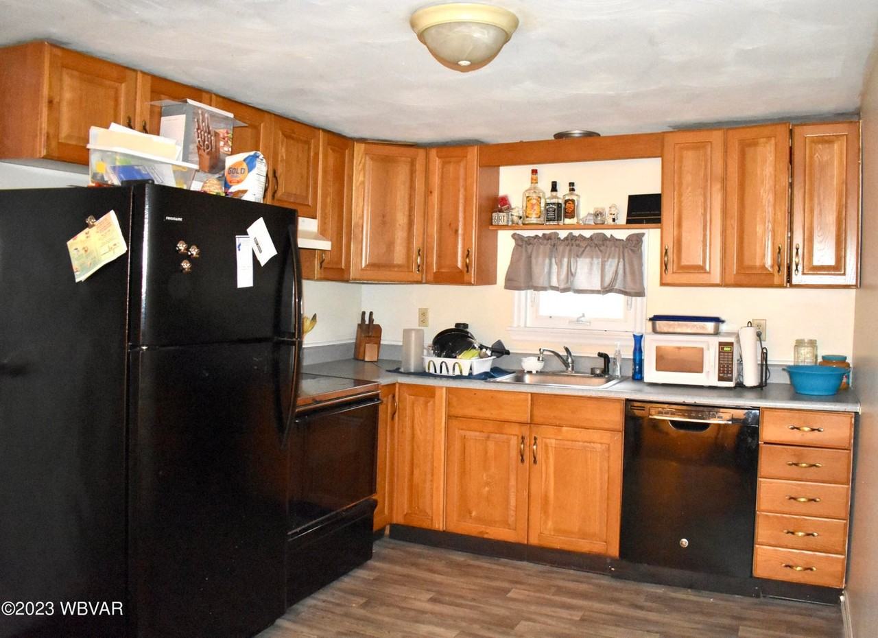 6 W Summit St #2 - Photo 2 of 7