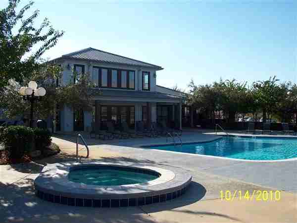 Cambridge Apartments - Photo 2 of 7