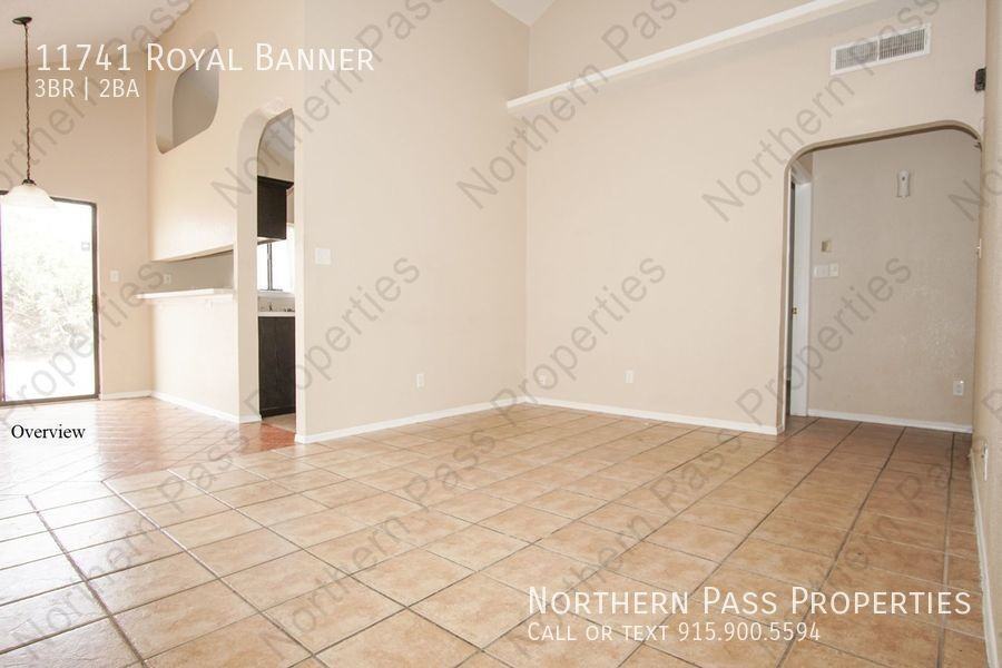 11741 Royal Banner Ln - Photo 3 of 23