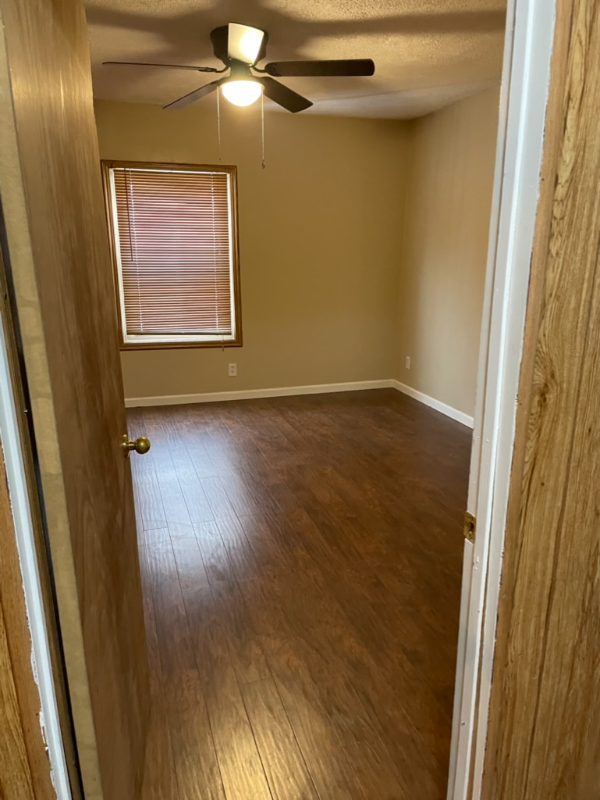 1500 L St - Photo 2 of 16