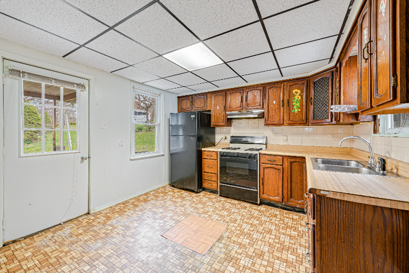 225 Thompson Run Rd #A - Photo 3 of 17