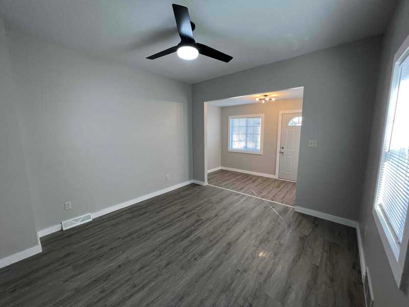 142 5th St - Photo 2 of 9