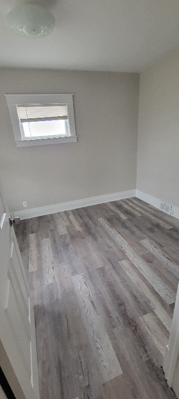 1786 Welch Ave - Photo 3 of 6