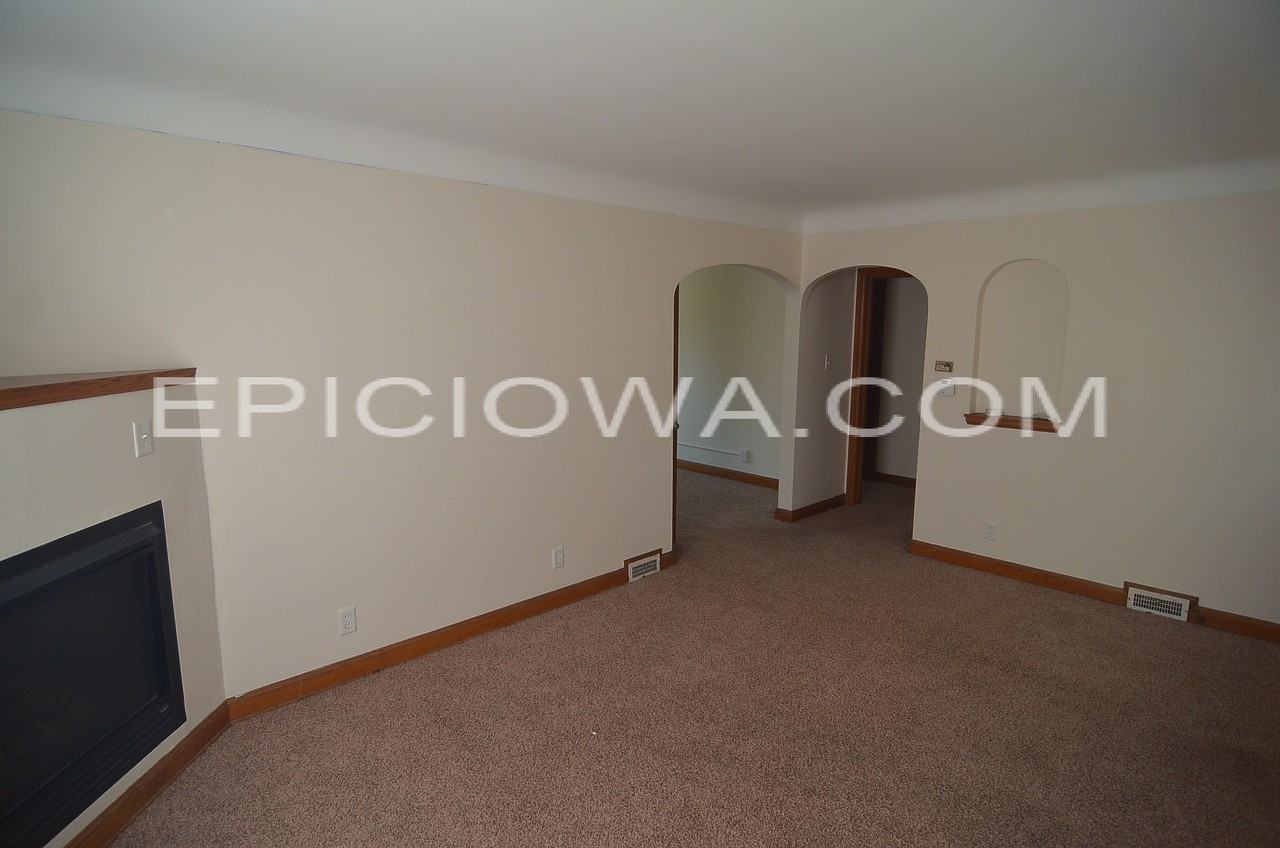 1225 Oakland Rd Ne #1 - Photo 4 of 18