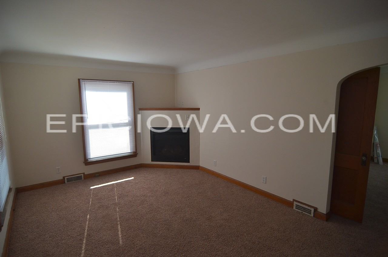 1225 Oakland Rd Ne #1 - Photo 5 of 18