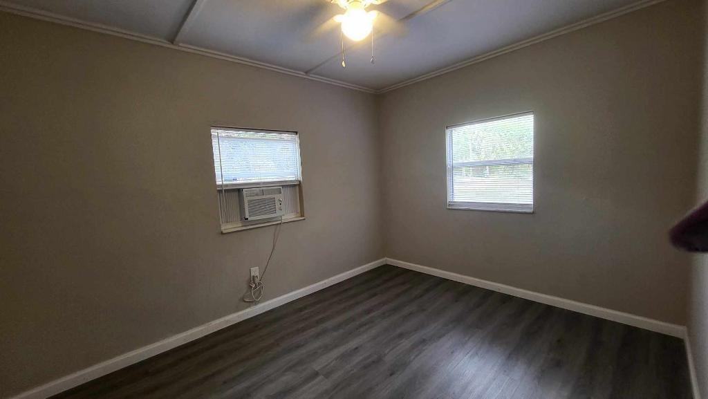 230 Delray Ave #B - Photo 4 of 6