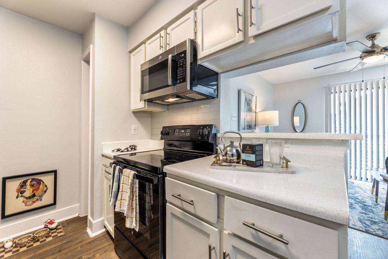 The Grove - Photo 6 of 37