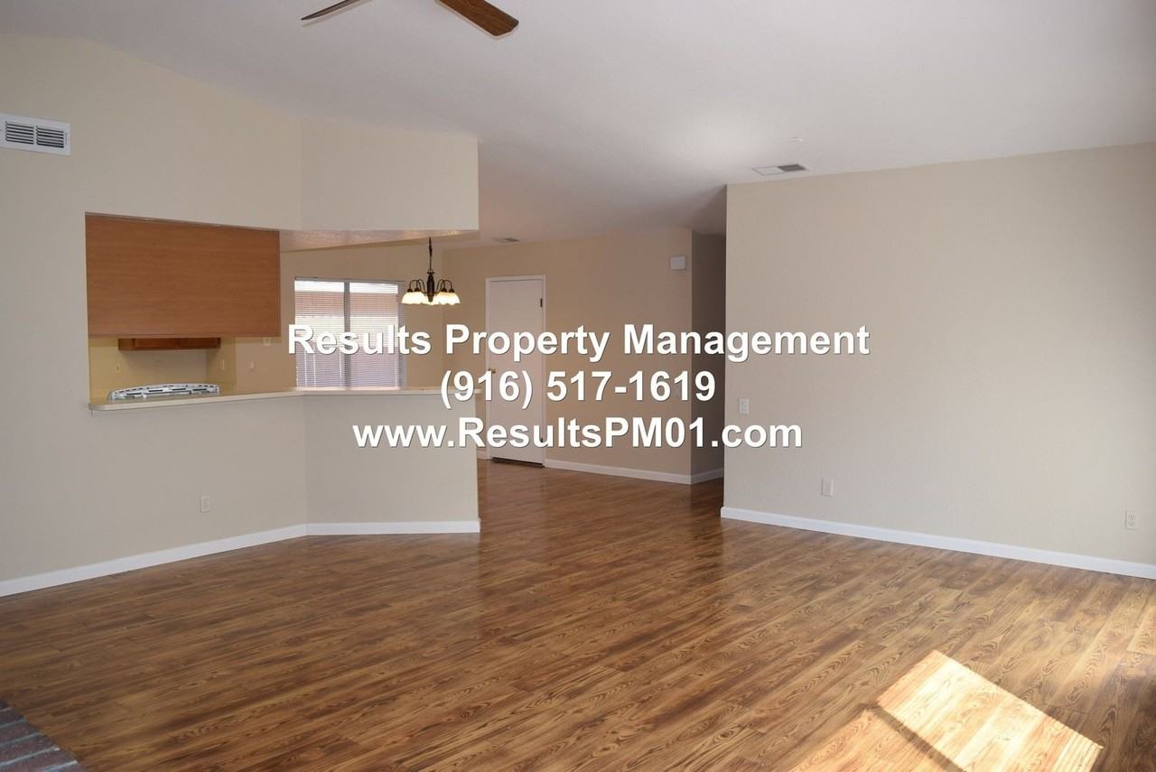 1312 Len Way - Photo 2 of 7