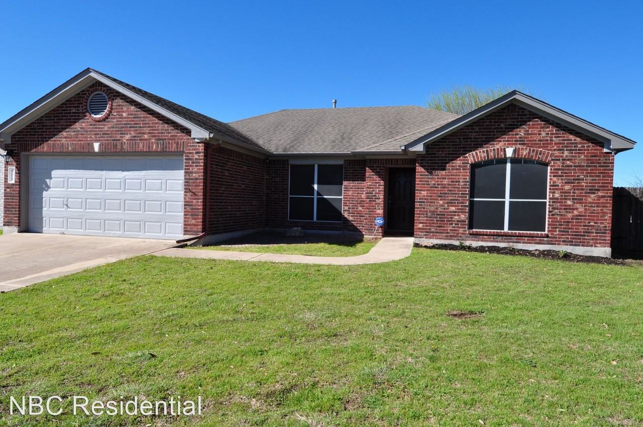 906 Terra St - Photo 2 of 22