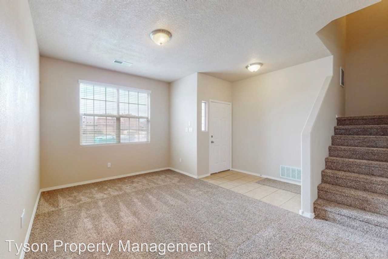 2440 Corvara Dr Se - Photo 2 of 21