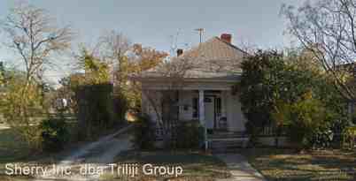 1922 Sanger Ave  