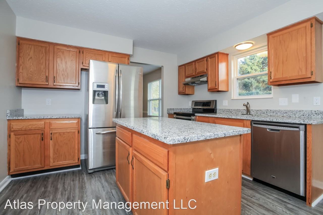 4553 Fairfield Commons Dr - Photo 3 of 14