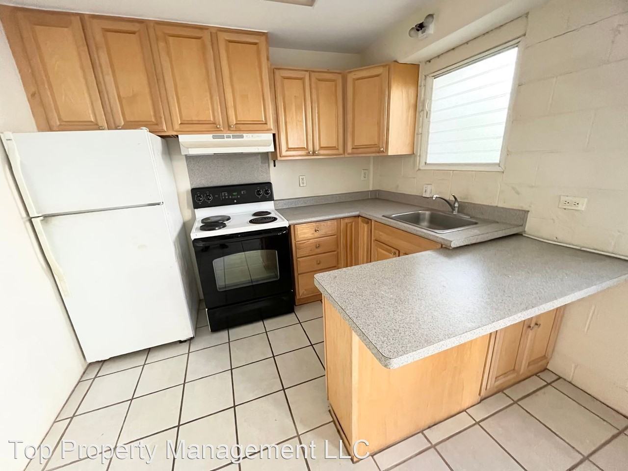 2467 Cleghorn St. - Photo 3 of 12