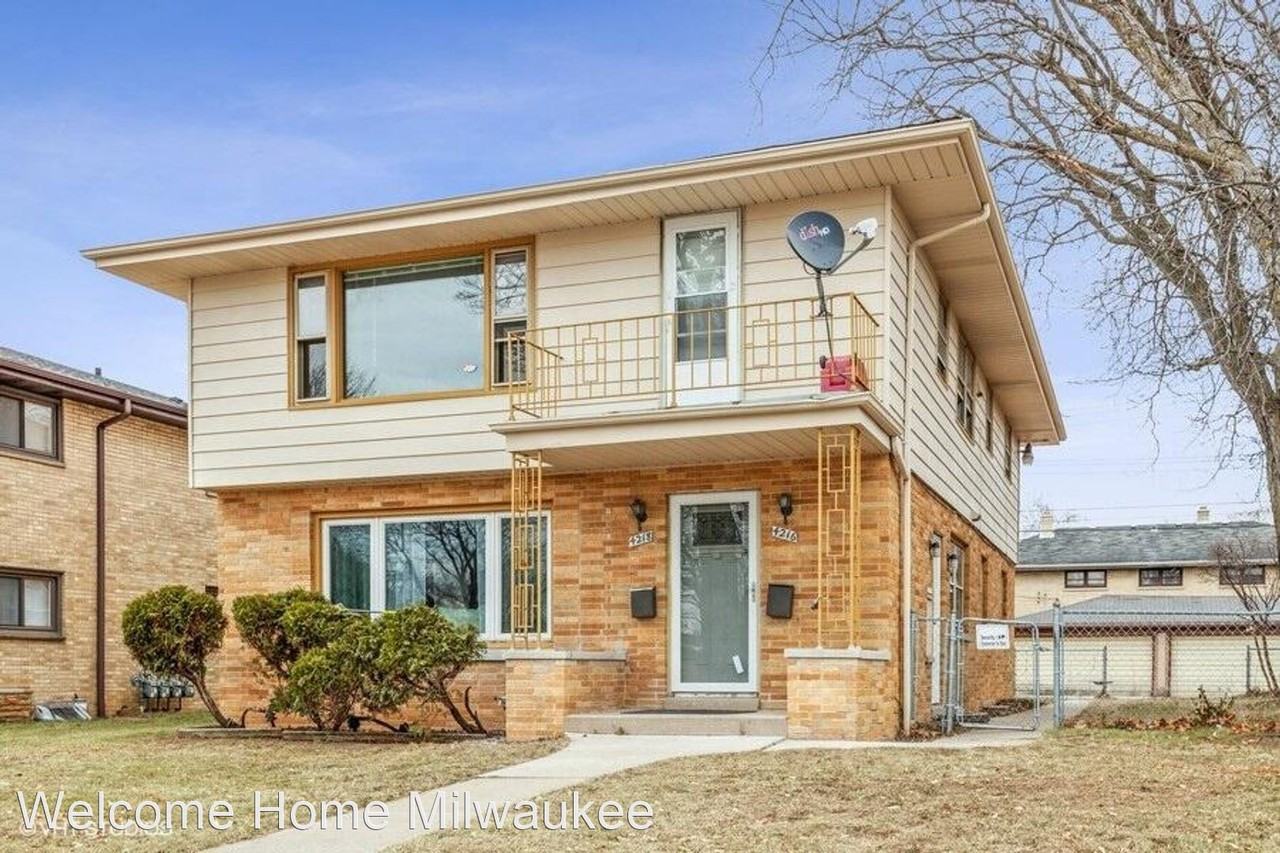 42164218 N 92nd St Apartments 4216 N 92nd St, Milwaukee, WI 53222